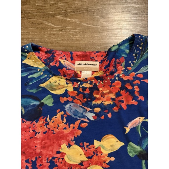 Alfred Dunner Tropical Fish Sea Colorful Top 1X - Picture 2 of 3